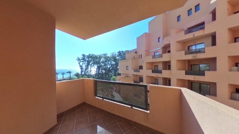 Piso en venta en urb Playa Manilva