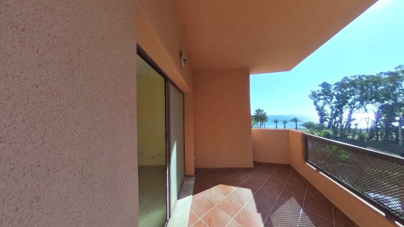 Piso en venta en urb Playa Manilva
