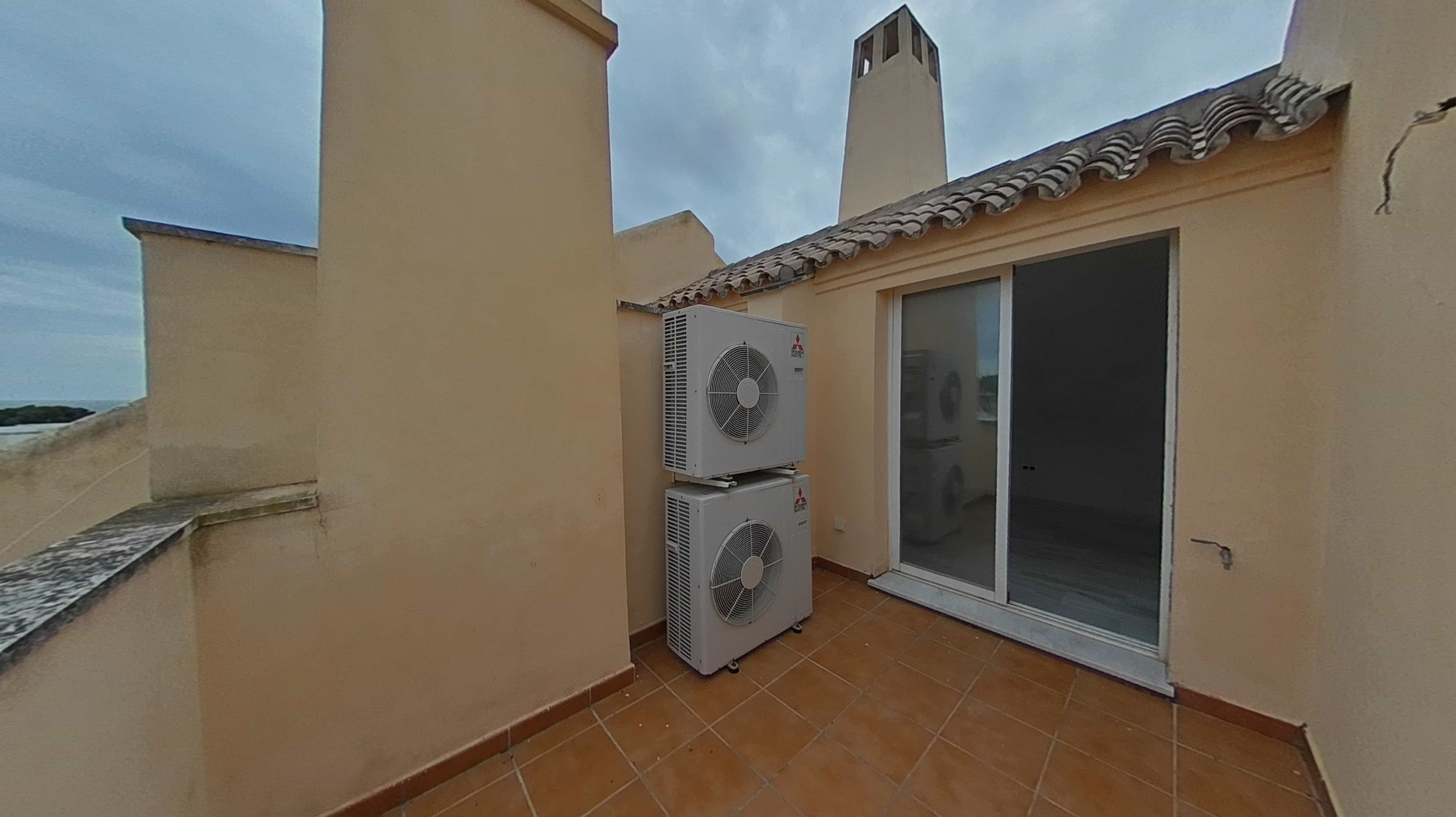  Maison mitoyenne à vendre à calle Adarves de Calypso