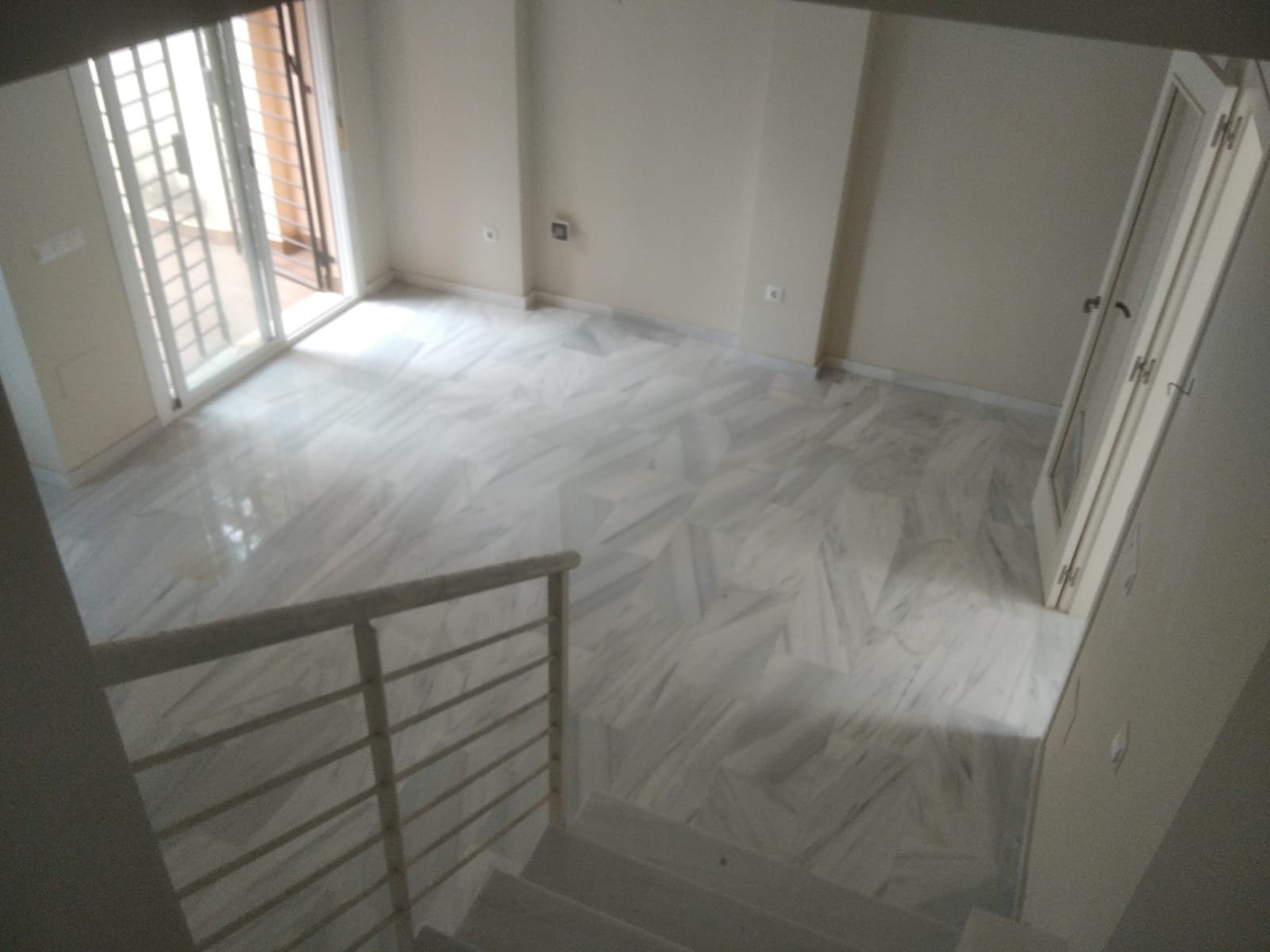 Chalet adosado en venta en calle Adarves de Calypso