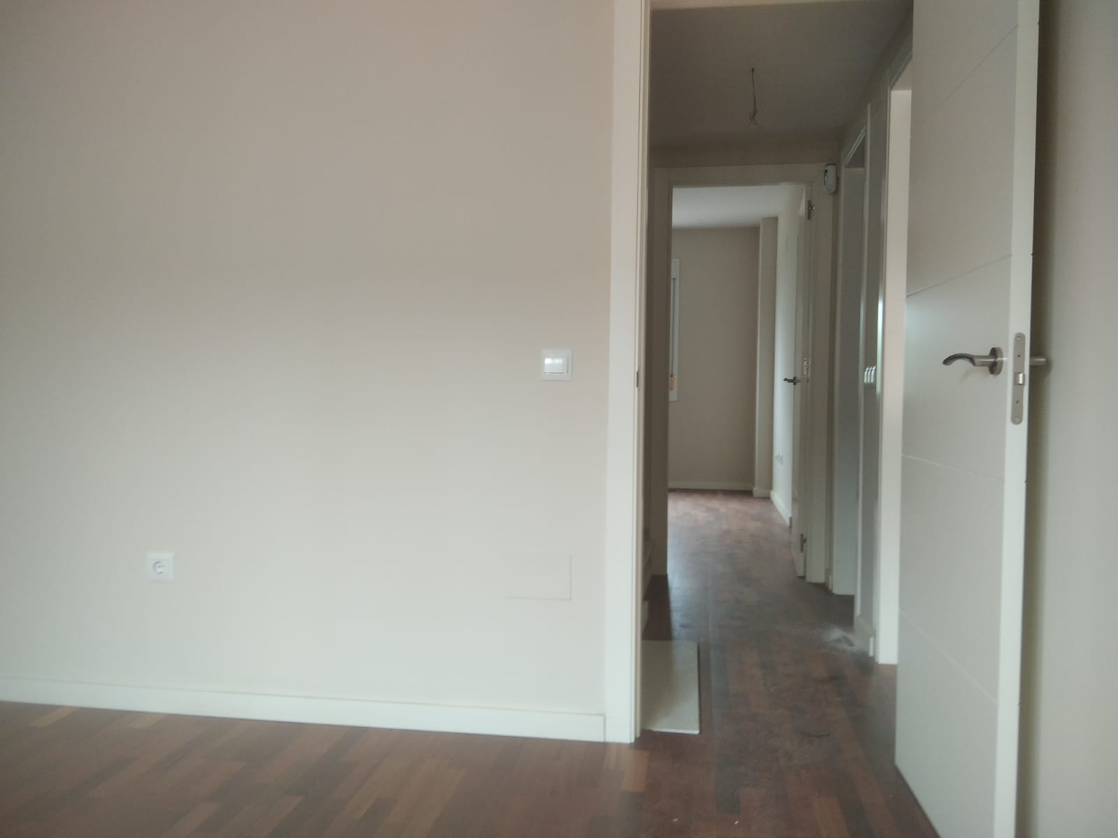 Chalet adosado en venta en calle Adarves de Calypso