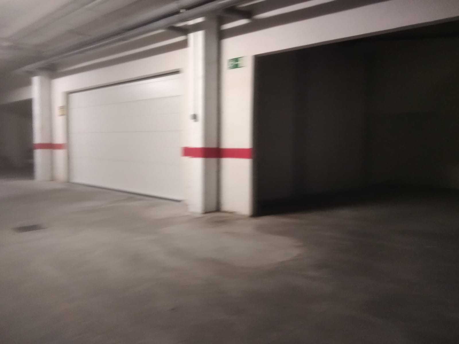 Chalet adosado en venta en calle Adarves de Calypso