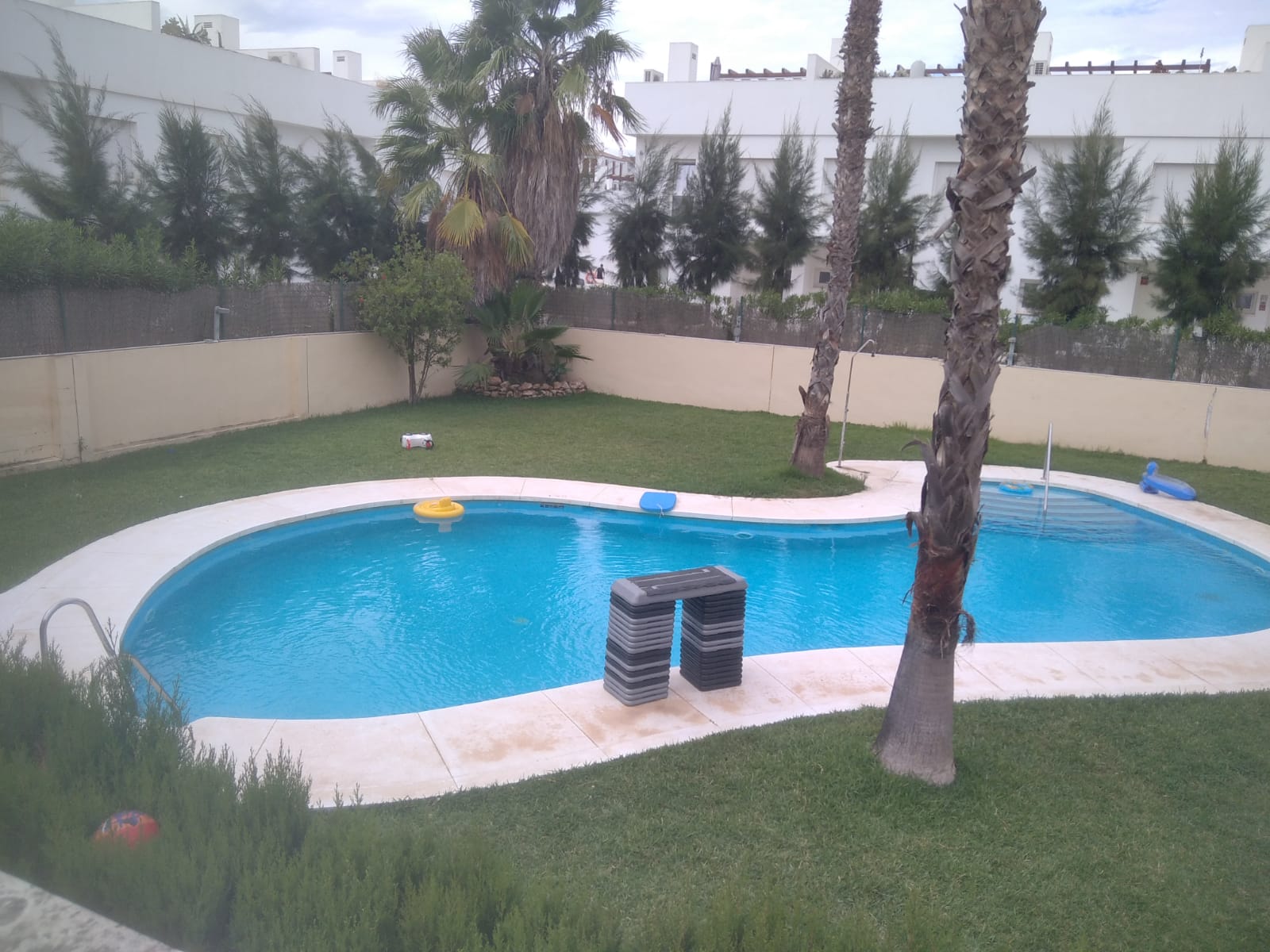 Chalet adosado en venta en calle Adarves de Calypso
