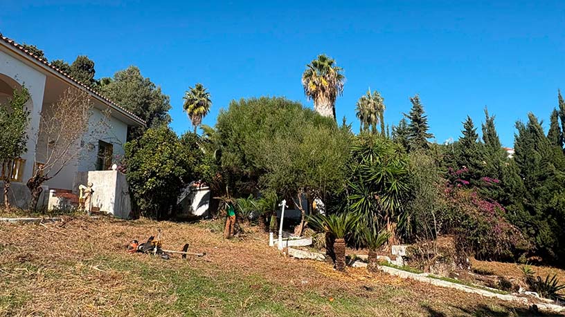  Maison mitoyenne à vendre à urb Hacienda Guadalupeparcela U15-17
