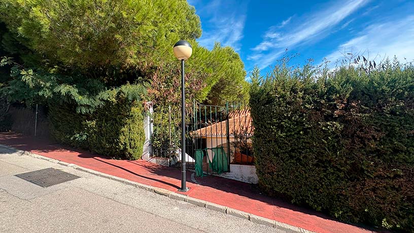  Maison mitoyenne à vendre à urb Hacienda Guadalupeparcela U15-17