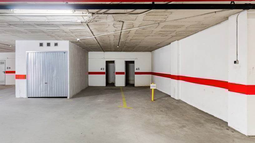 Garaje en venta en avda Puerta del Mar