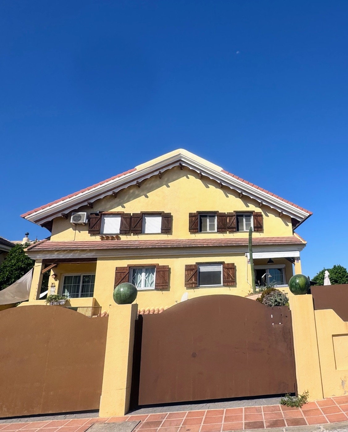 Inmueble en venta en calle Calle Andrés Segovia