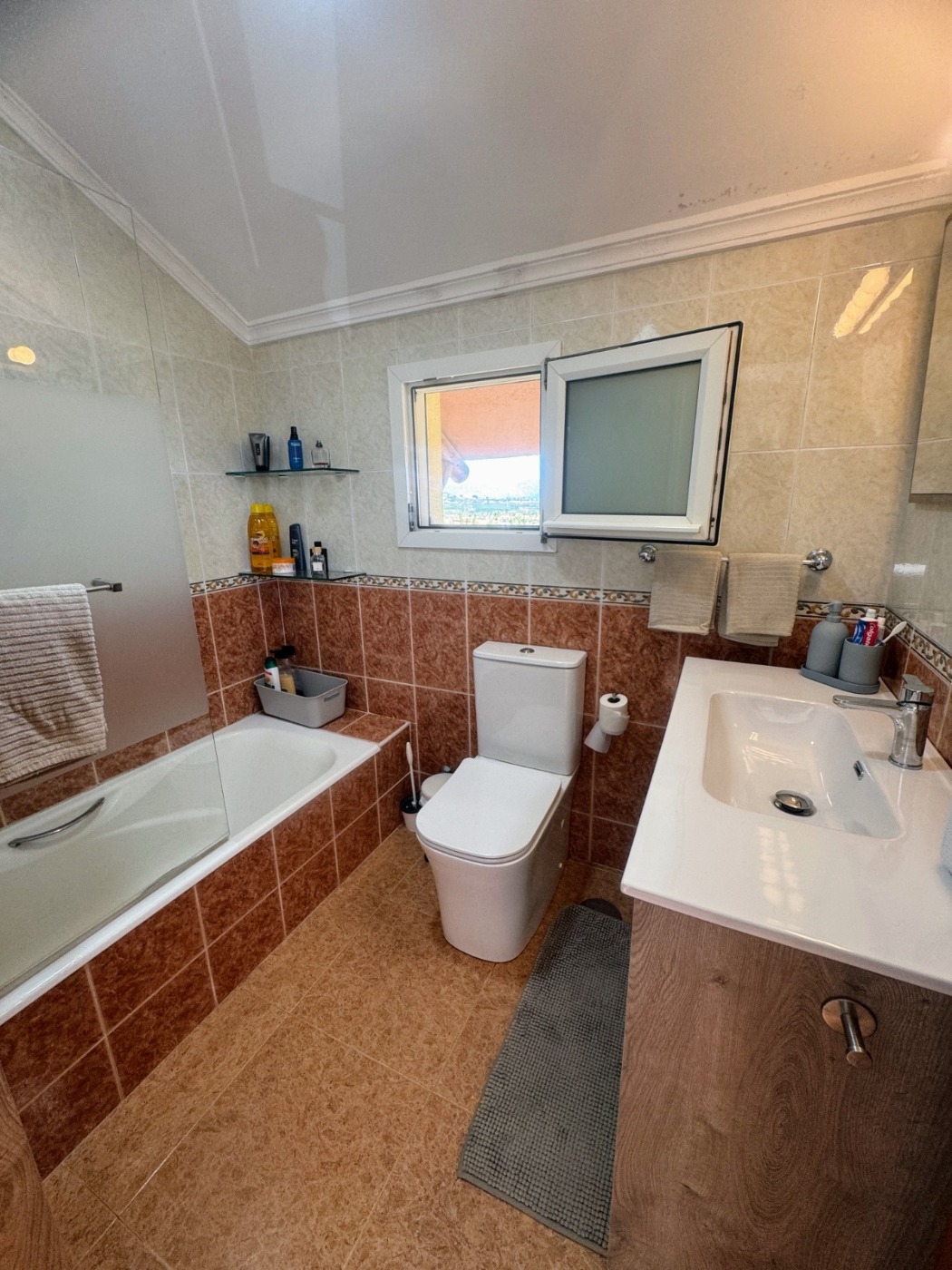 Inmueble en venta en calle Calle Andrés Segovia