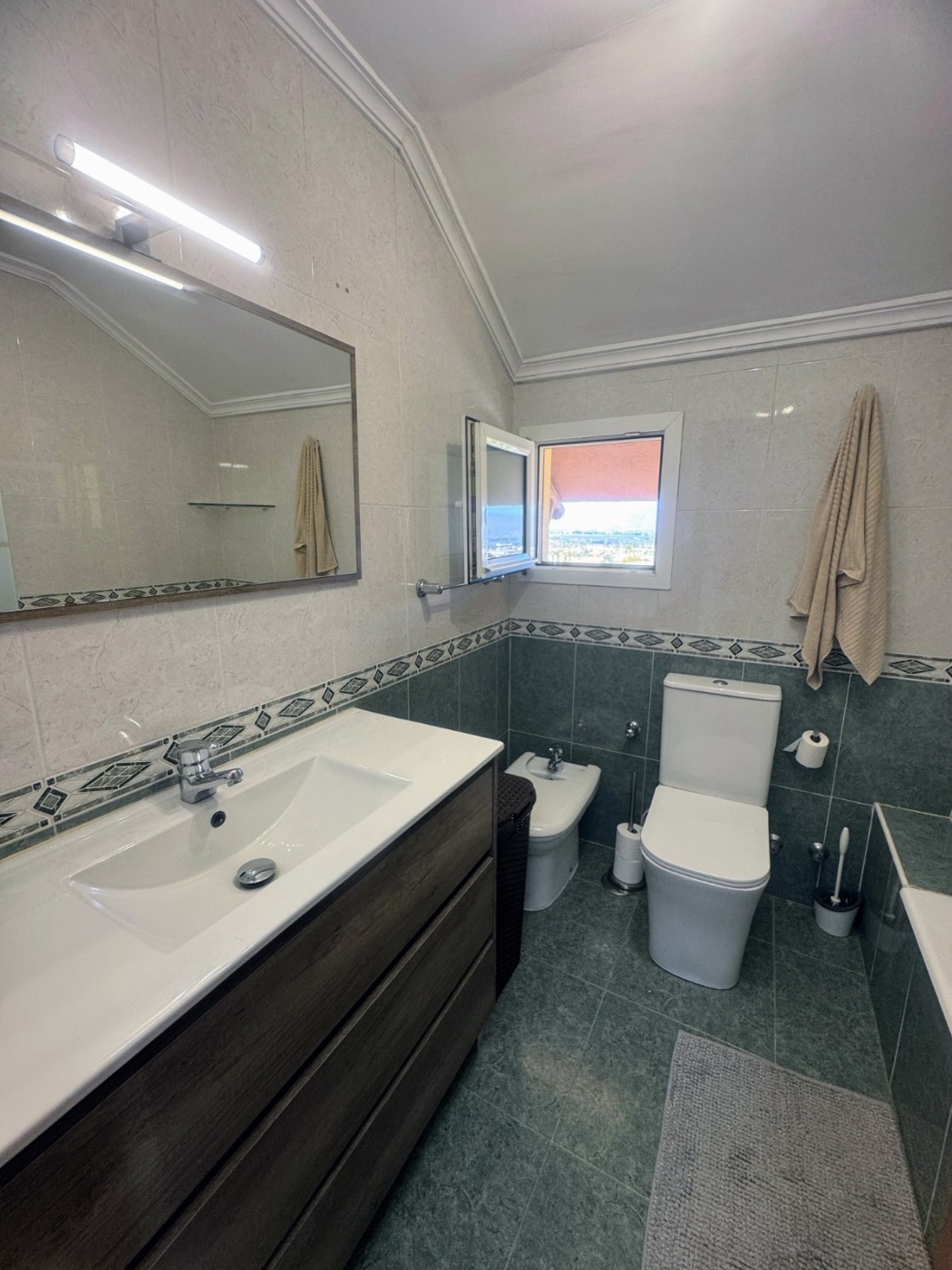 Inmueble en venta en calle Calle Andrés Segovia