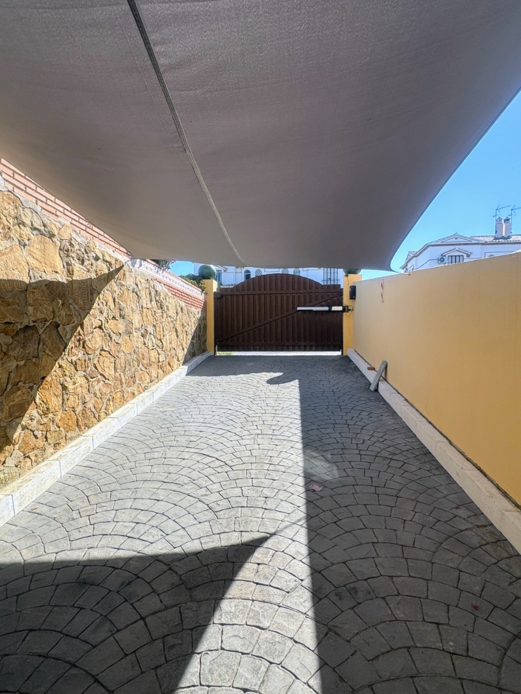 Inmueble en venta en calle Calle Andrés Segovia