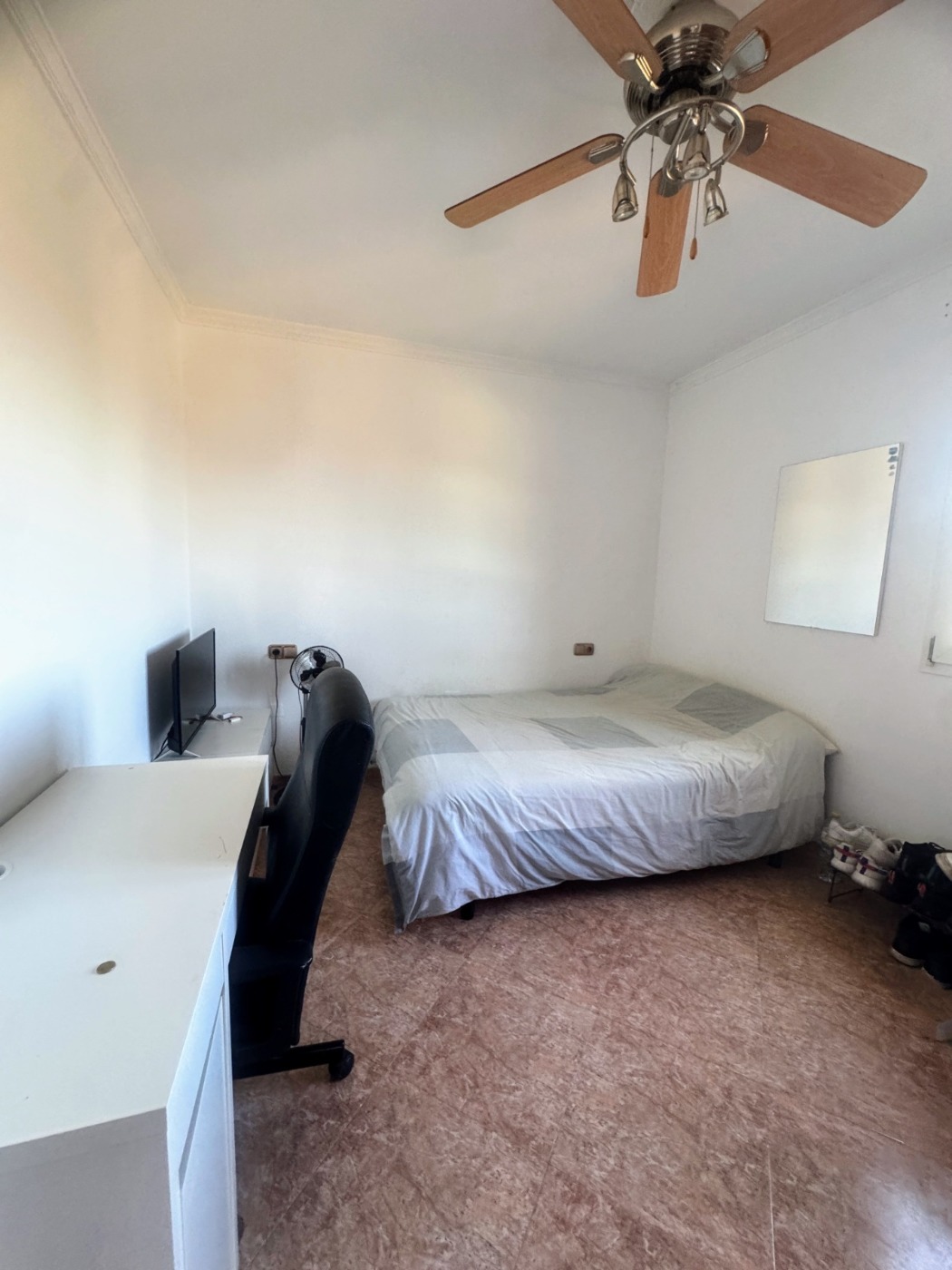 Inmueble en venta en calle Calle Andrés Segovia