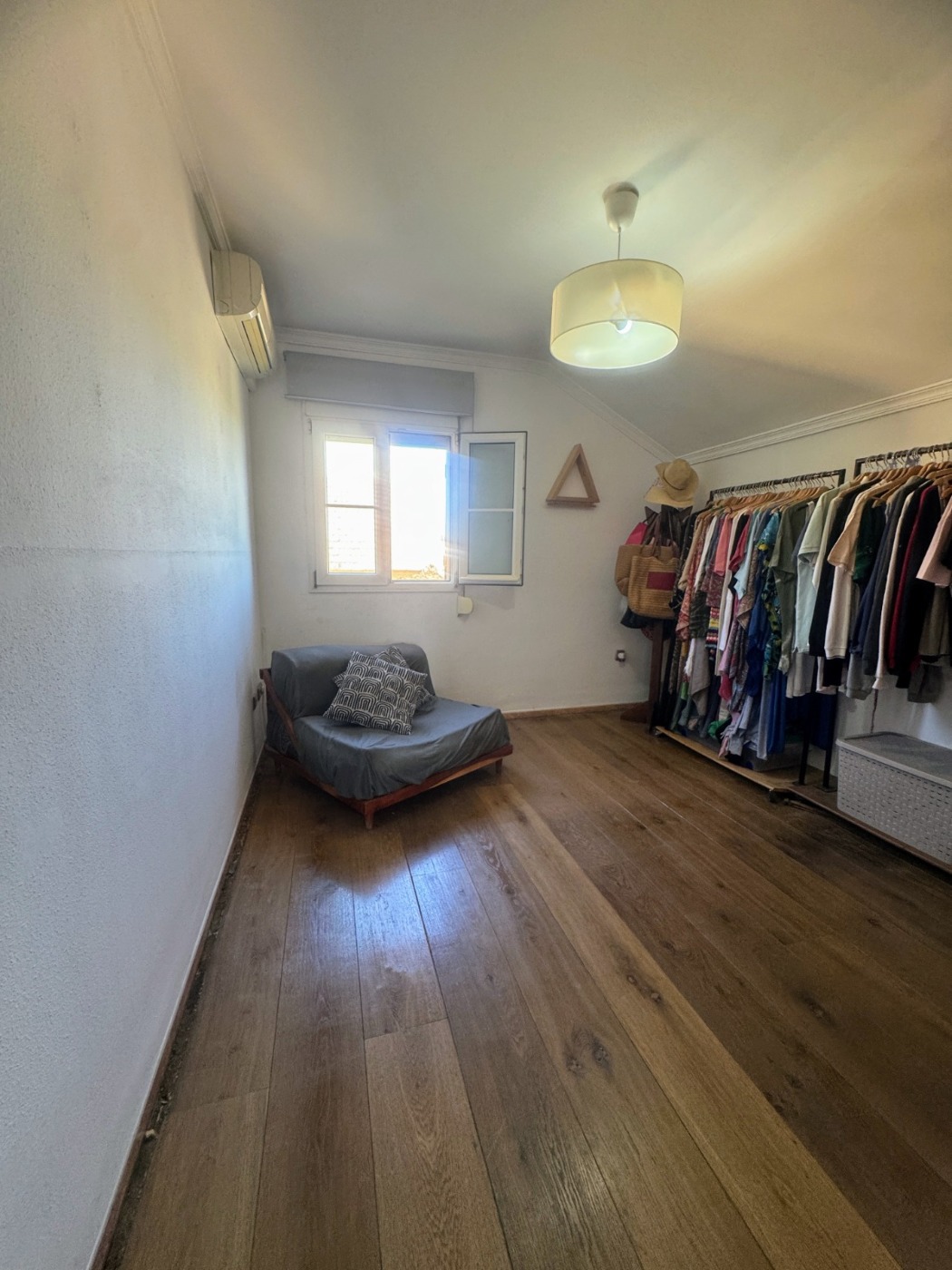 Inmueble en venta en calle Calle Andrés Segovia