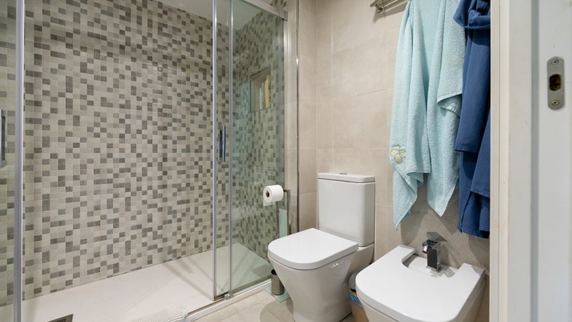 Flat for sale in calle Calle Antonio Chenel Antoñete
