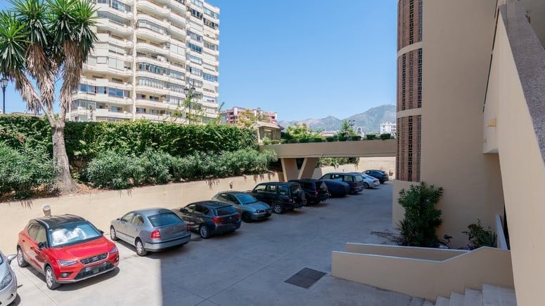 Housing for sale in avenida Avenida de los Boliches