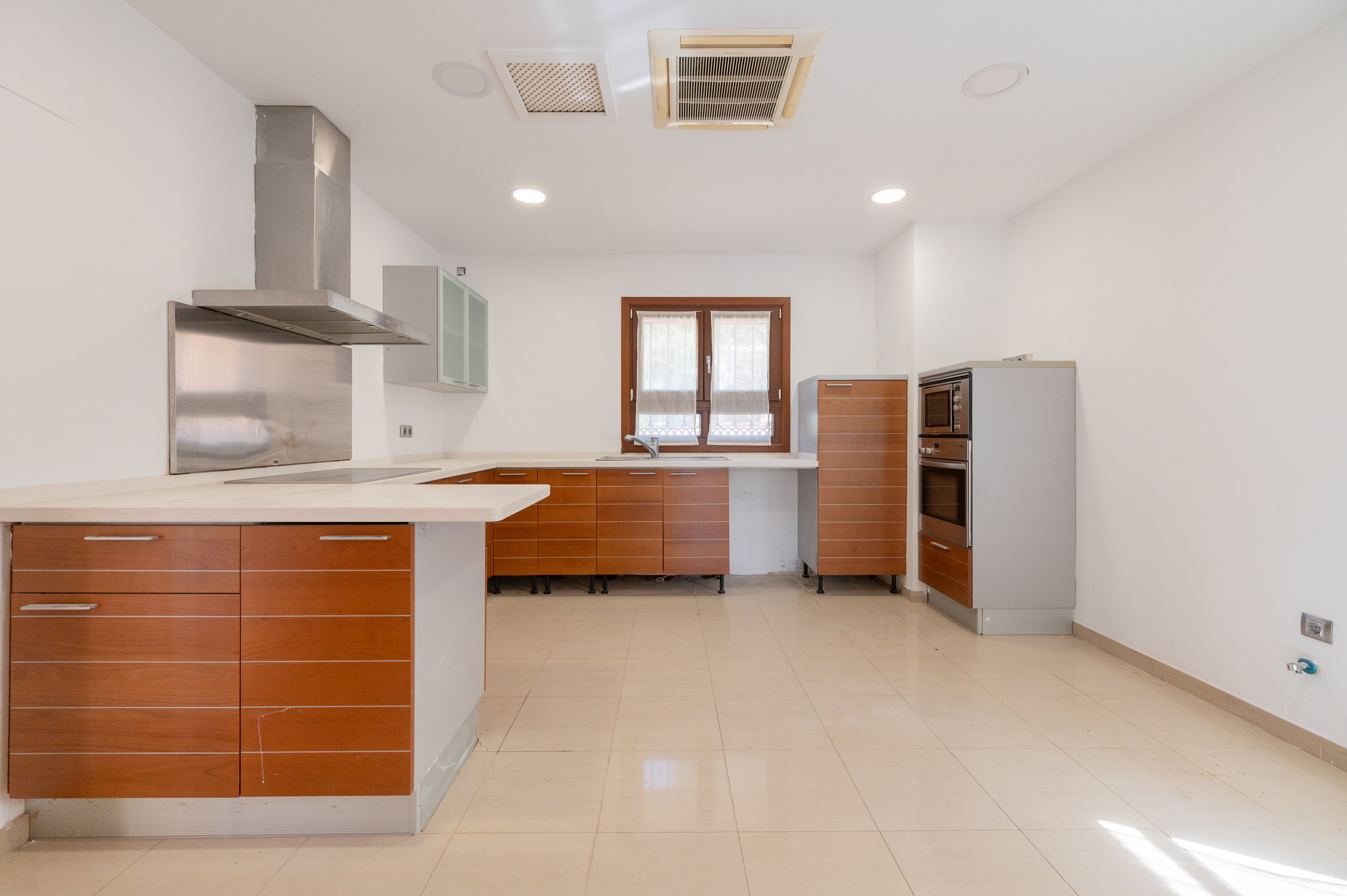 House for sale in otros La Capellanía Hill Club