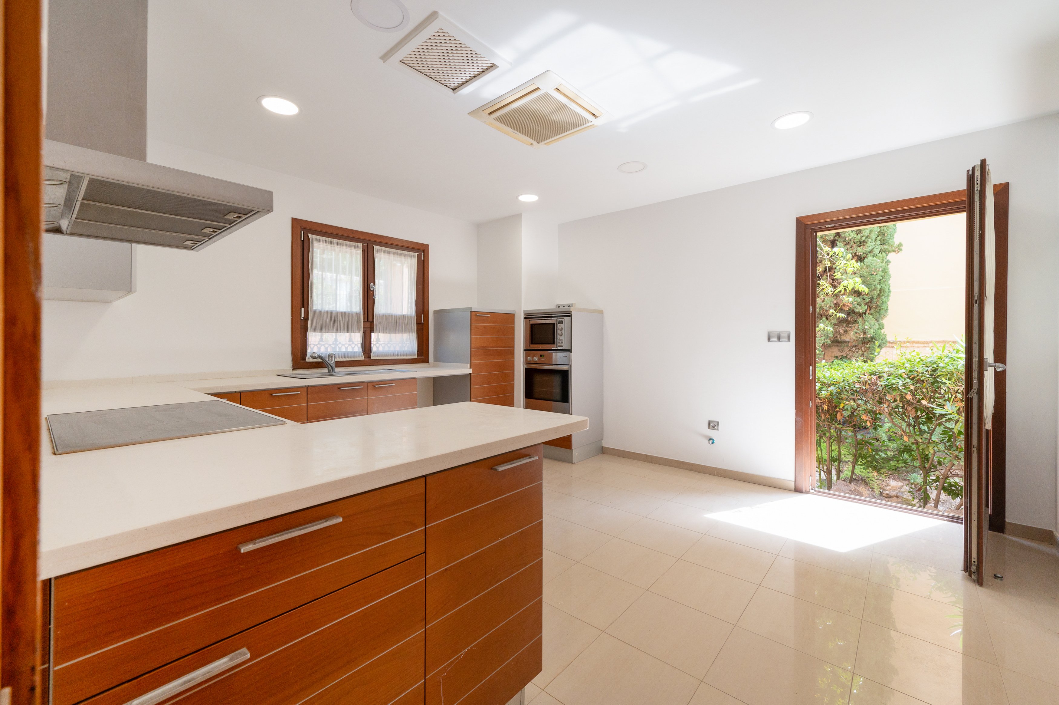 House for sale in otros La Capellanía Hill Club