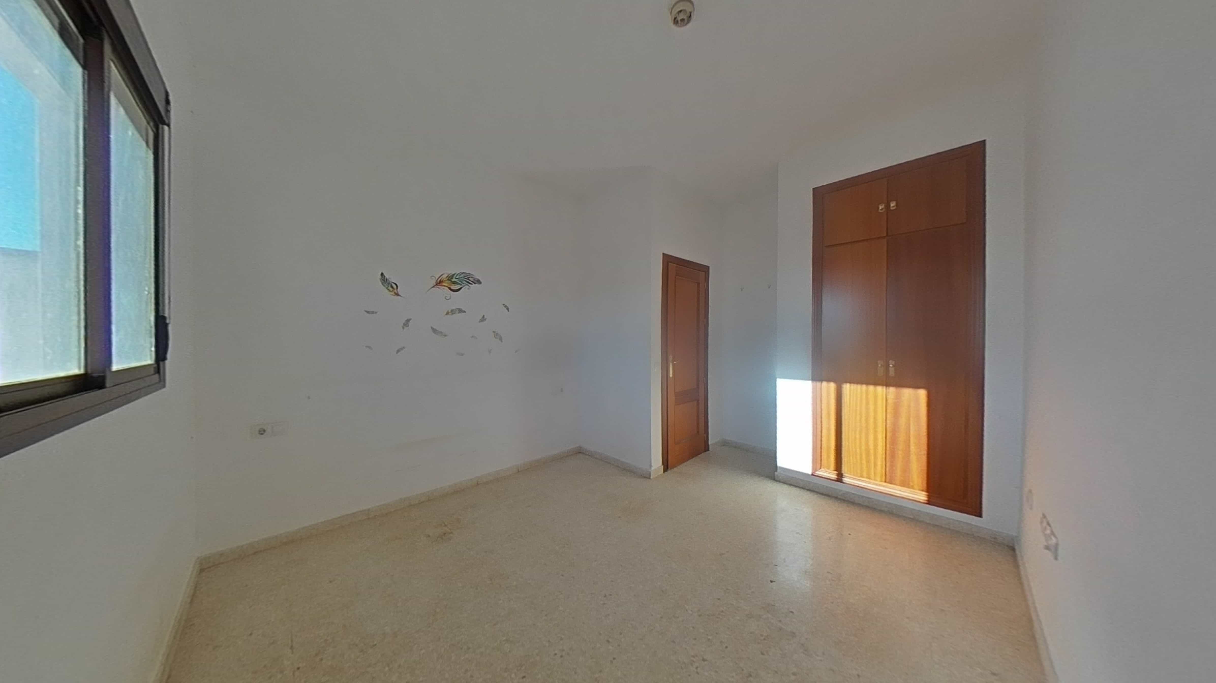 Flat for sale in calle De los Guindales Sn