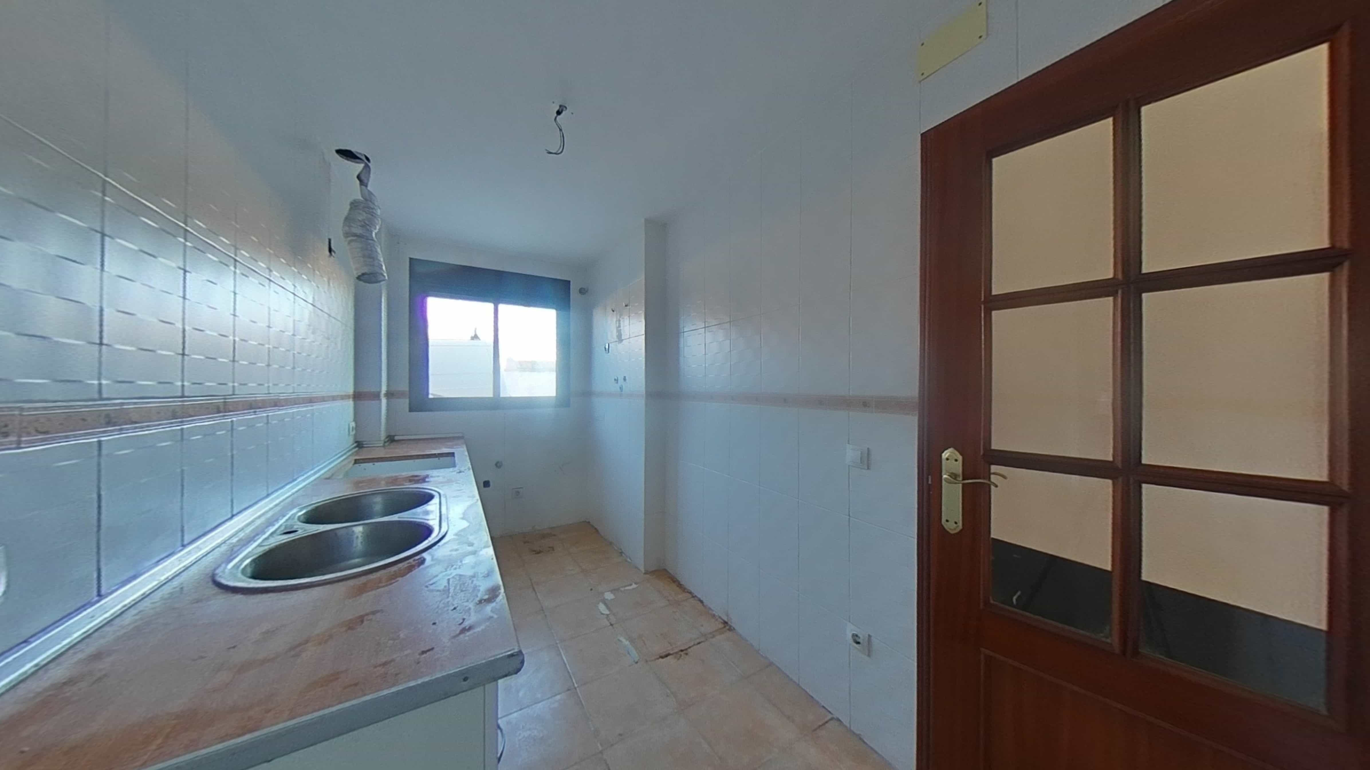 Flat for sale in calle De los Guindales Sn