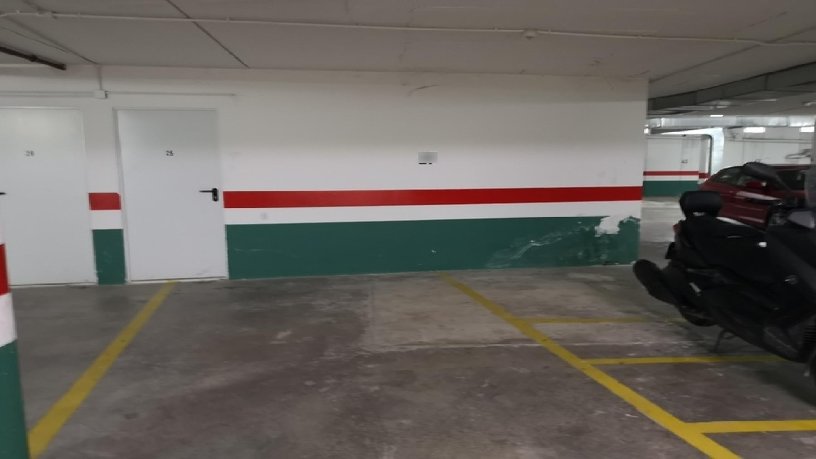 Garaje en venta en calle Castillo