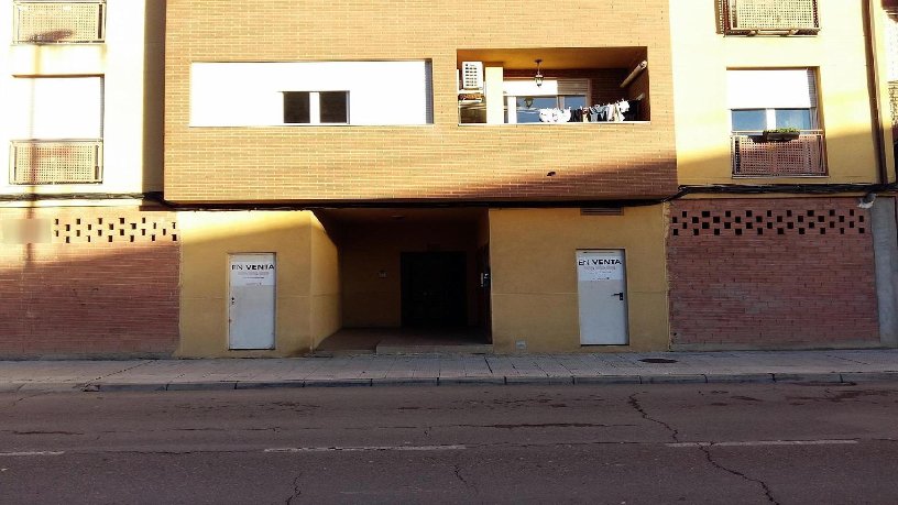 Local comercial de 284m² en calle Joaquin Costa, Ejea De Los Caballeros, Zaragoza