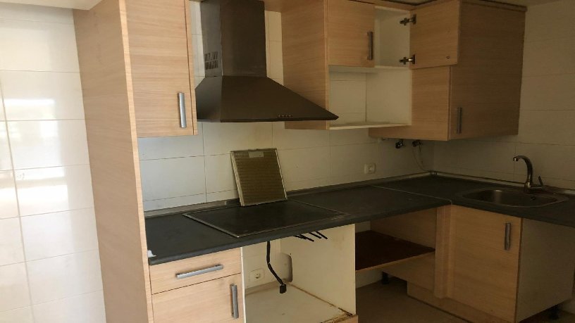 Garaje en venta en calle Castillo