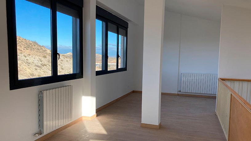 Townhouse for sale in calle Italia