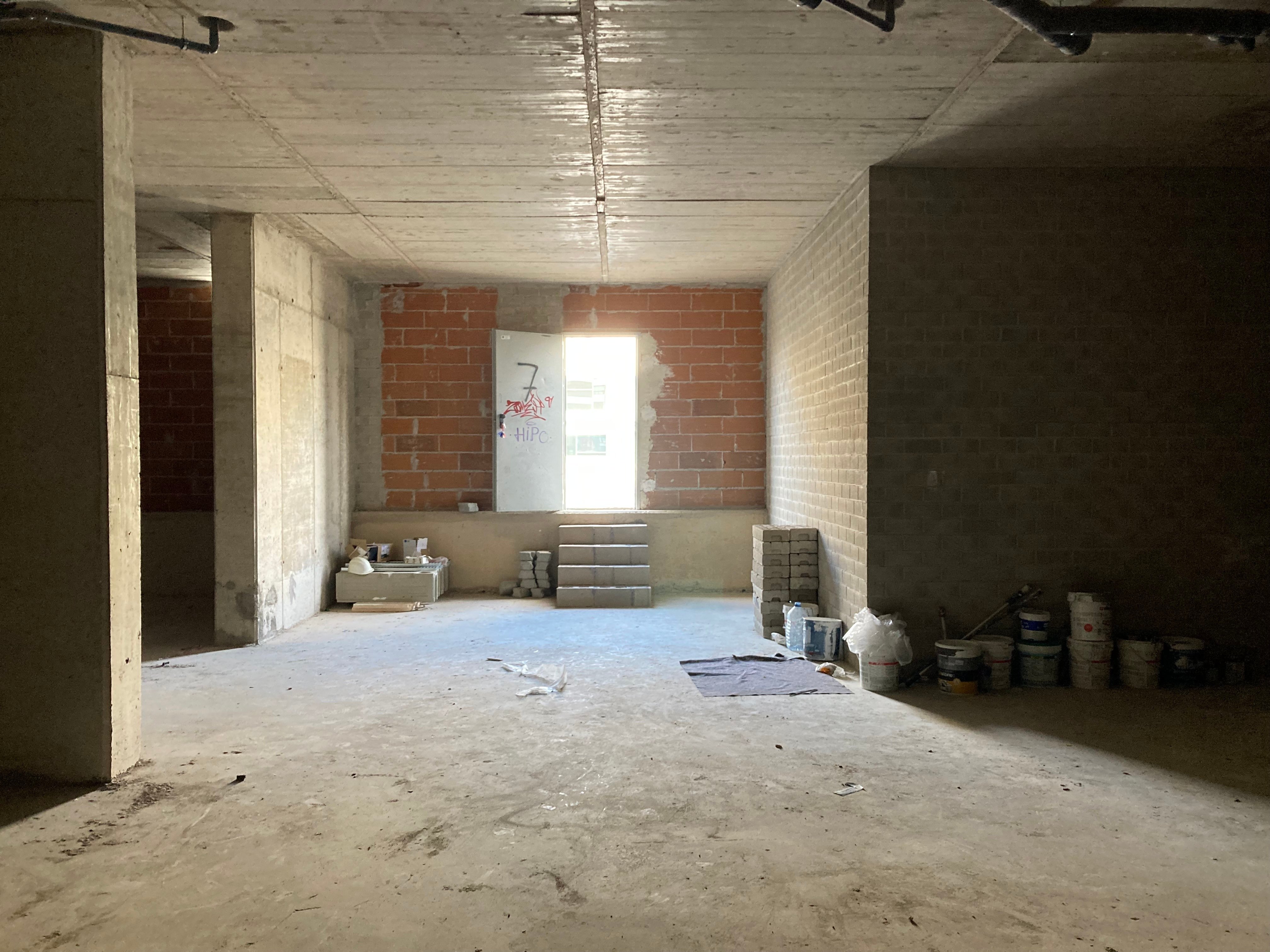 Locaux commerciaux à vendre à avenida De Navarra