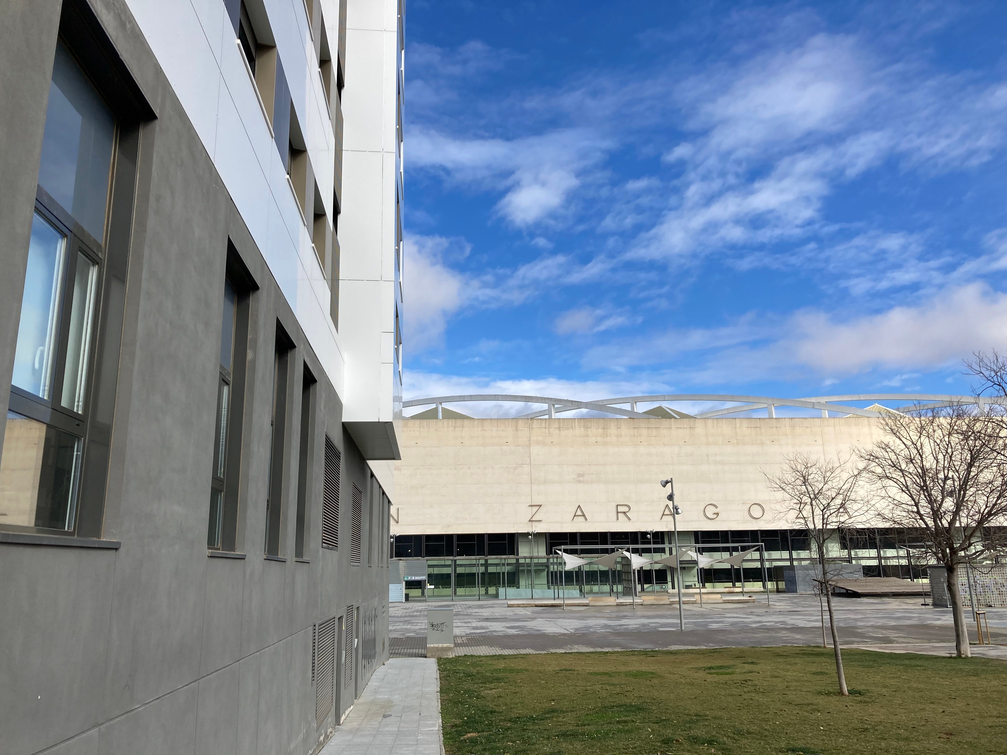 Locaux commerciaux à vendre à avenida De Navarra