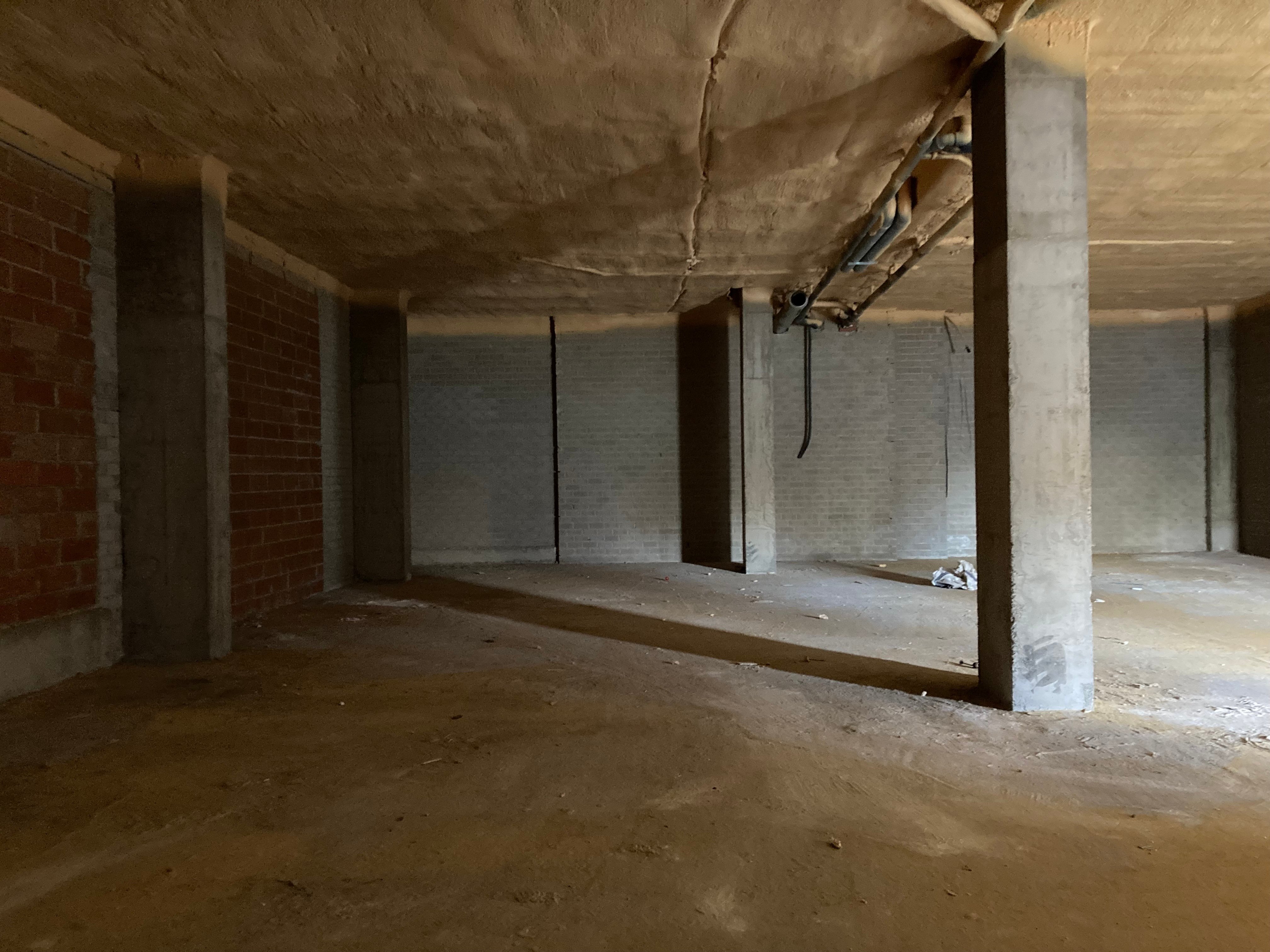 Local en venta en avenida De Navarra