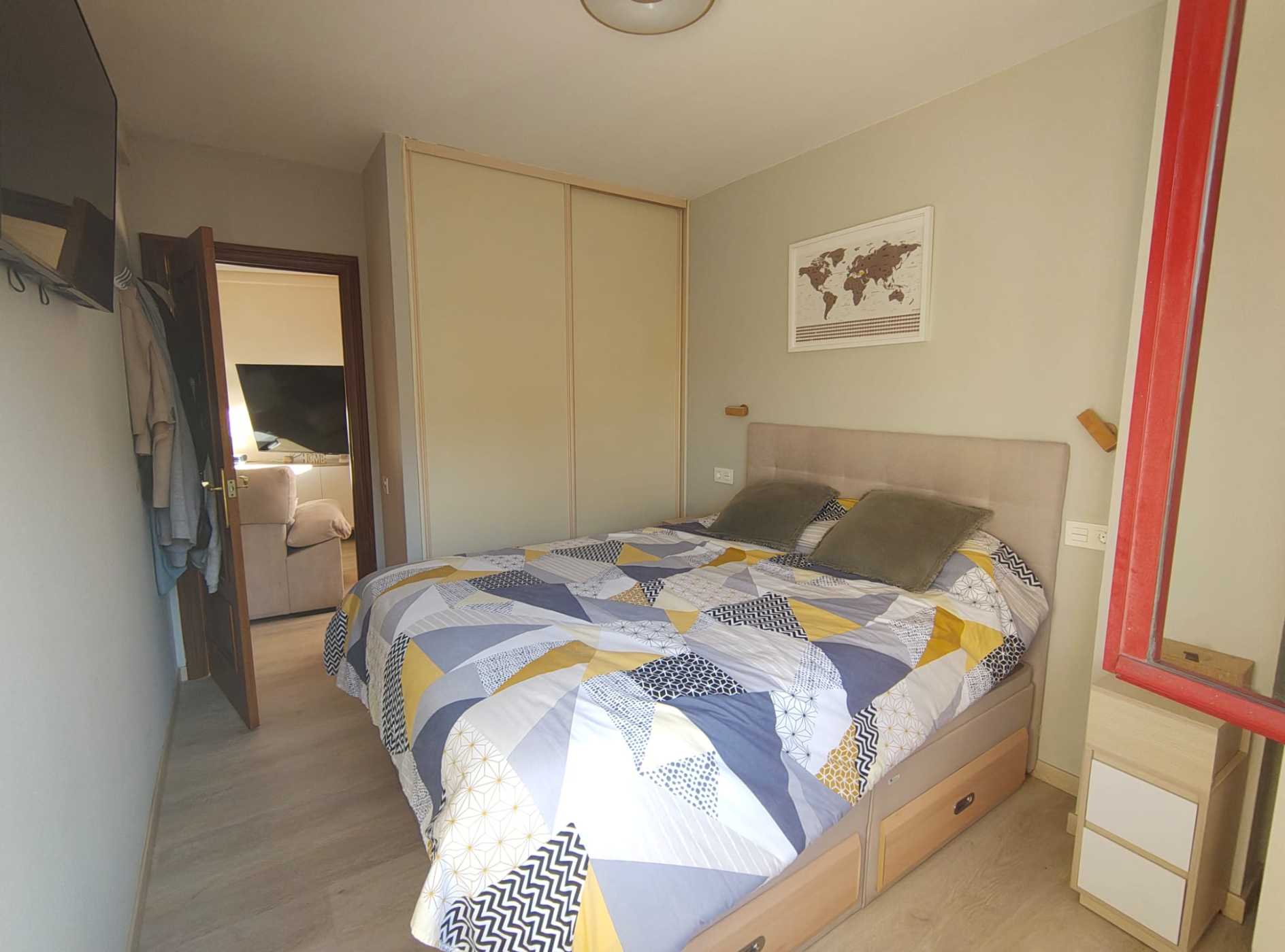 Flat for sale in calle Calle Leopoldo Alas