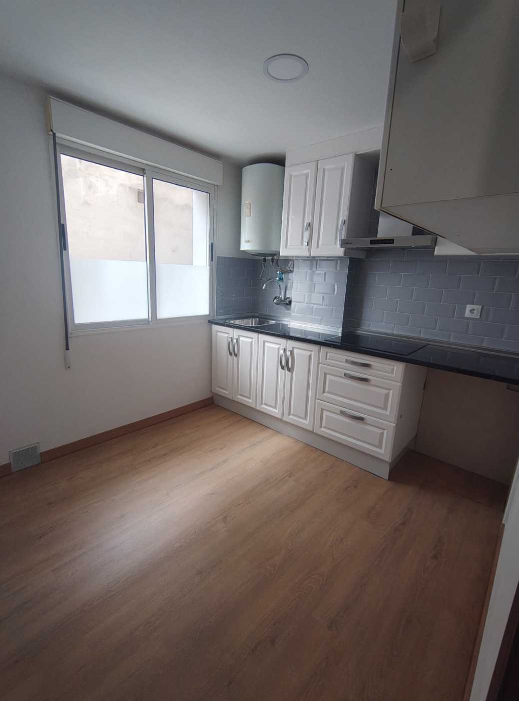 Piso en venta en plaza Plaza de León