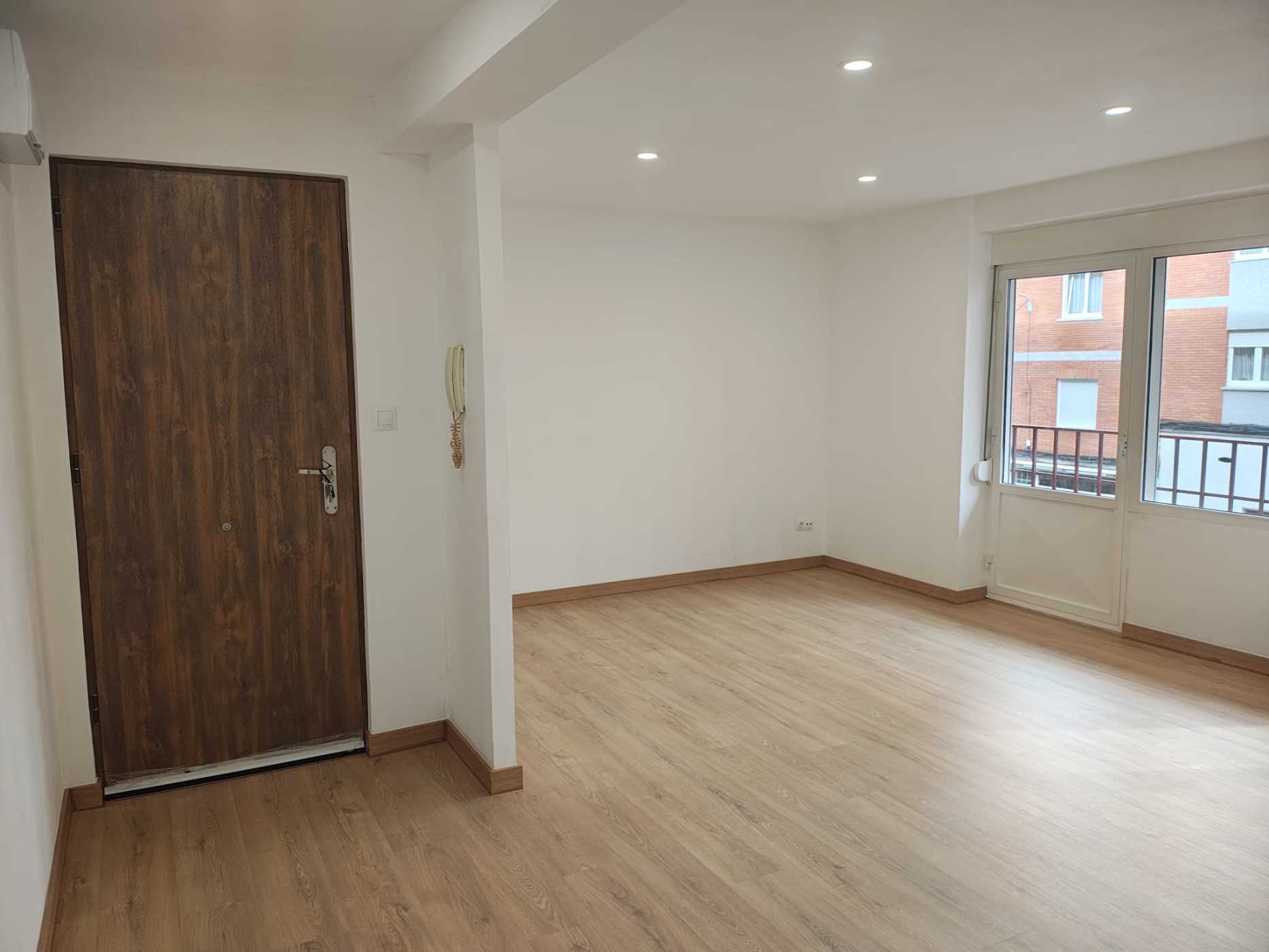 Piso en venta en plaza Plaza de León