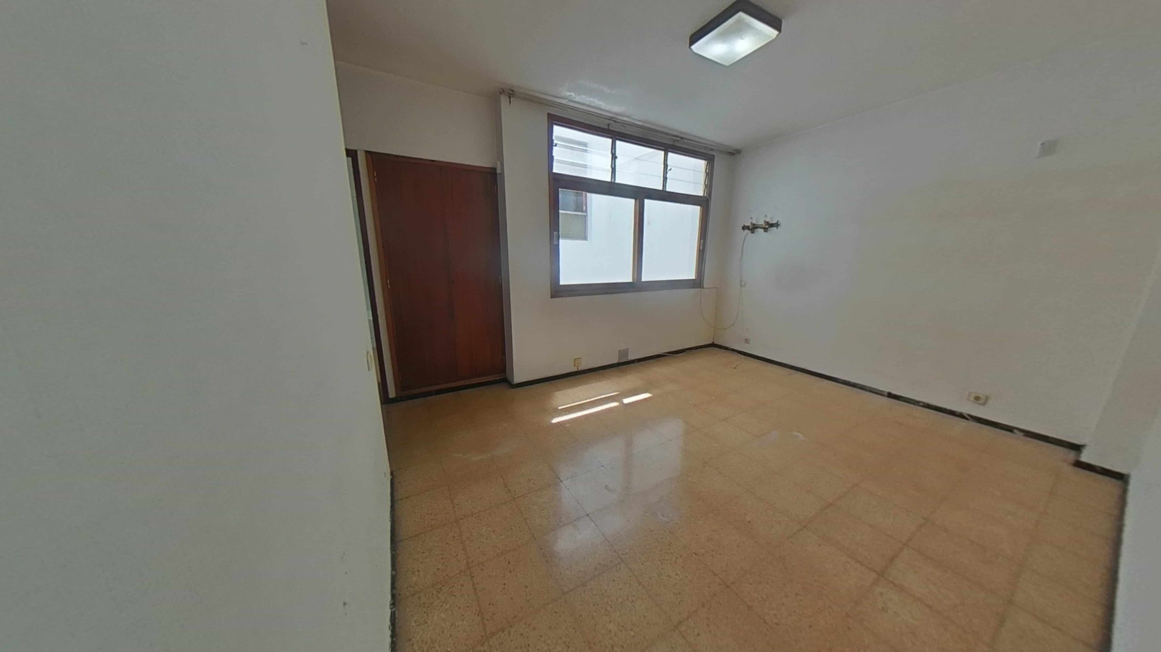 Piso en venta en calle Martinez de Escobar
