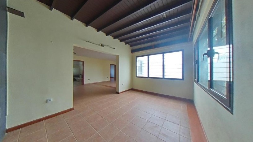 Casa en venta en calle La Calera