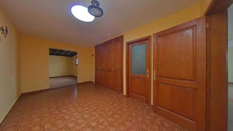 Casa en venta en calle La Calera