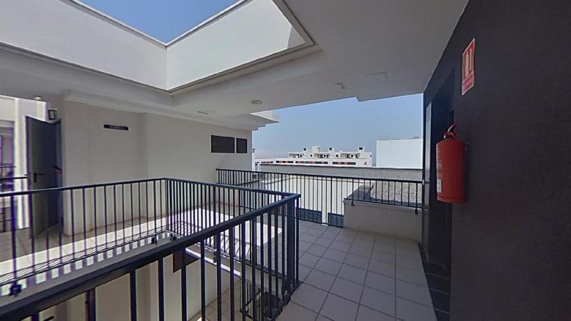 Piso en venta en calle Poeta Jose Millares Sall