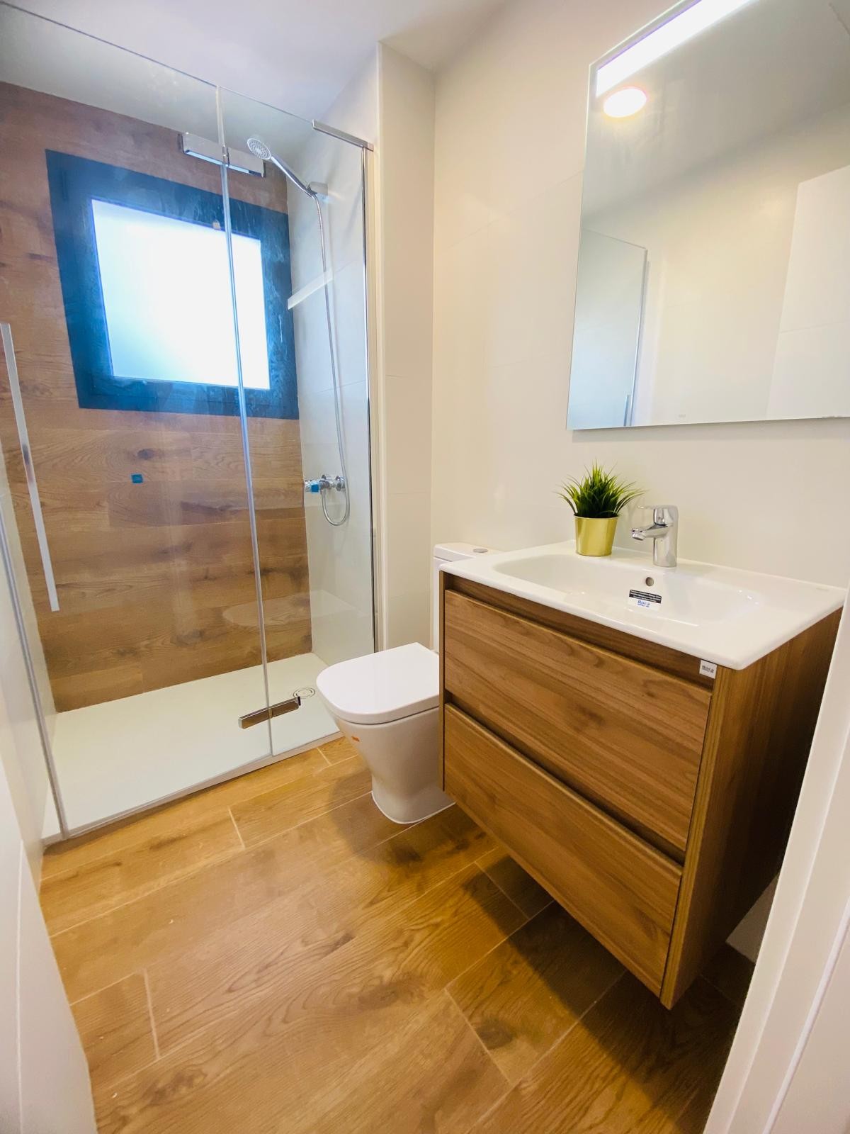 Piso en venta en calle Alcaudon