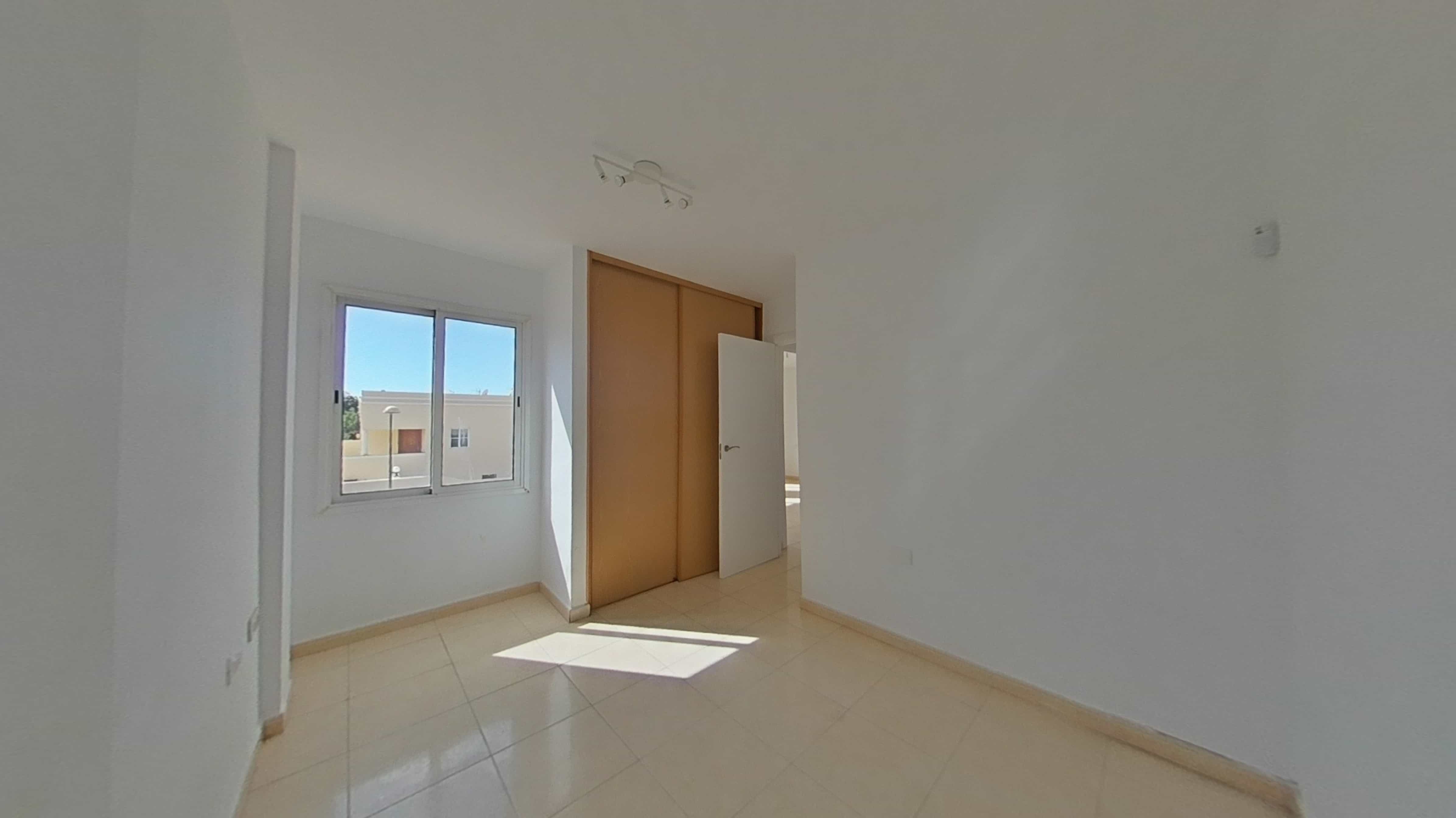  Maison mitoyenne à vendre à avda Arenita