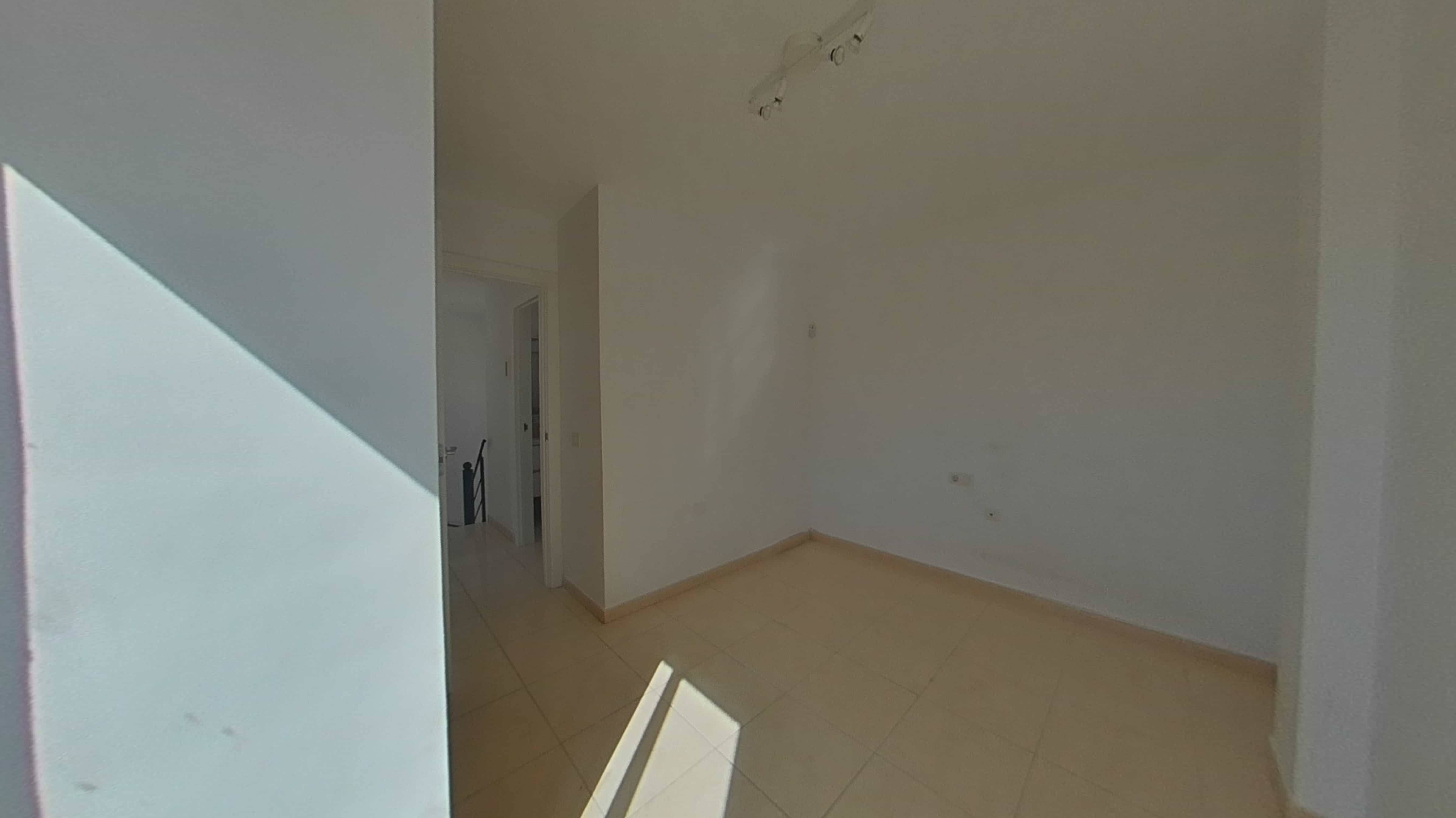  Maison mitoyenne à vendre à avda Arenita