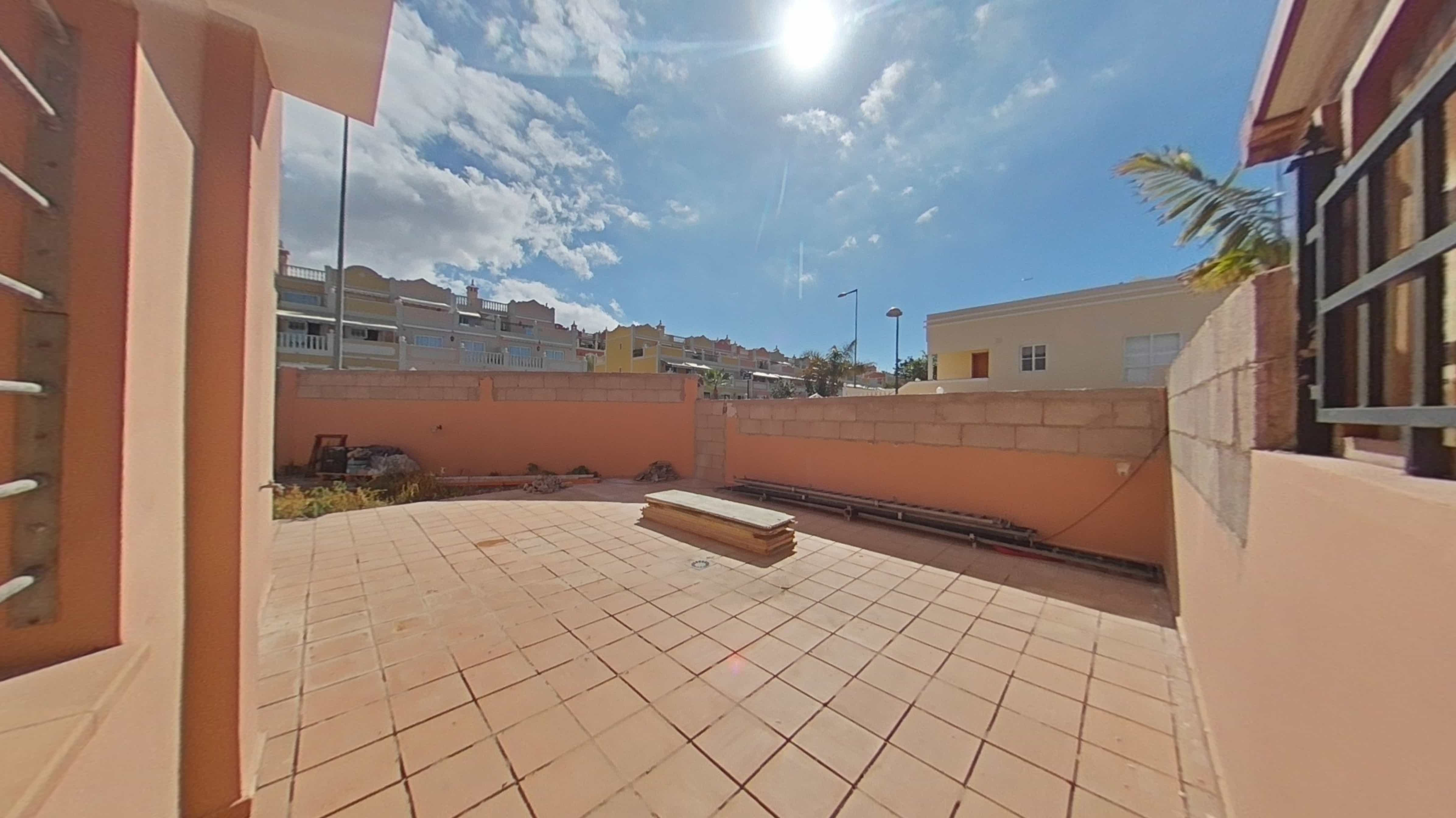  Maison mitoyenne à vendre à avda Arenita