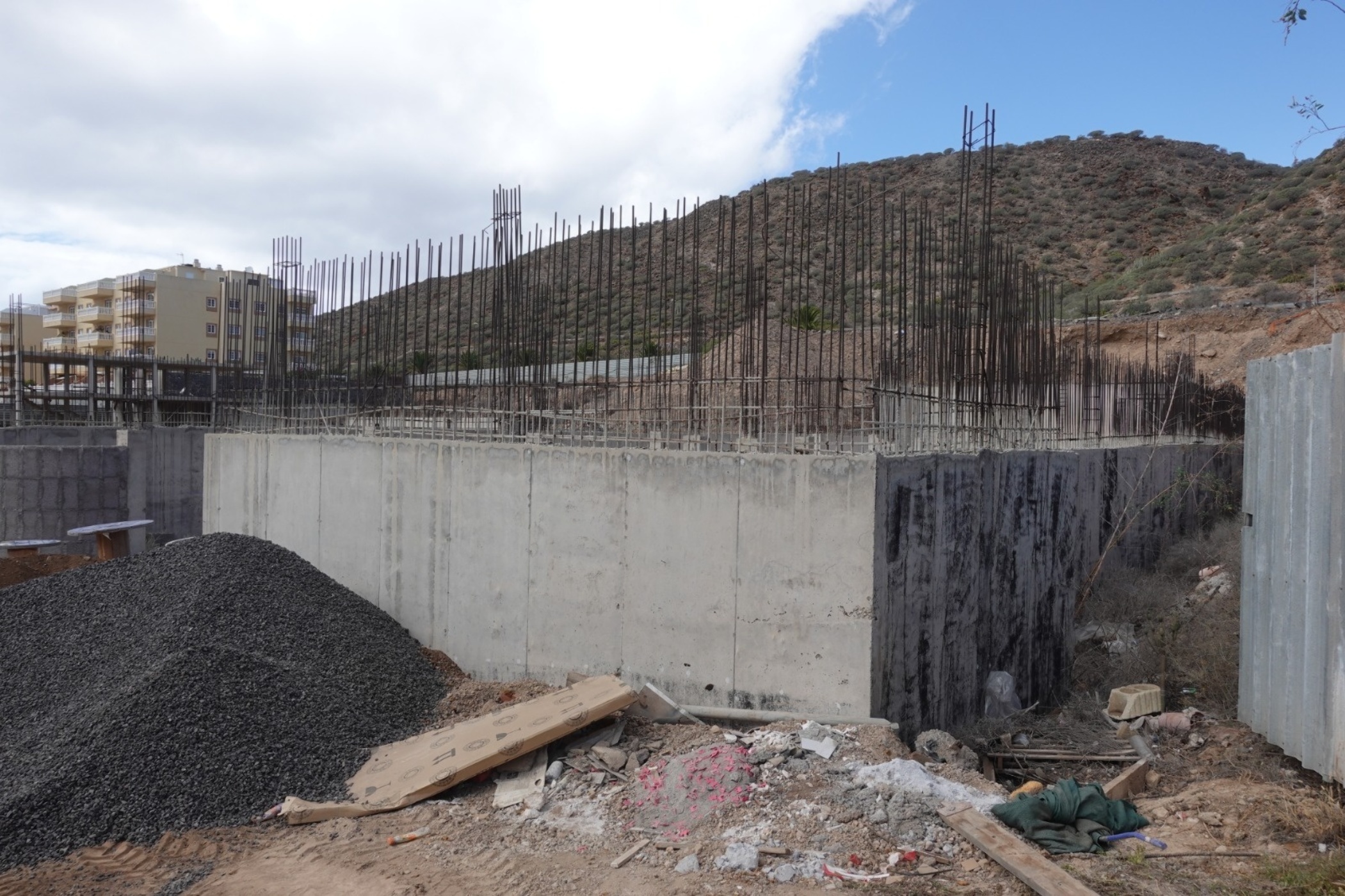 Work stopped for sale in avda El Palm-mar