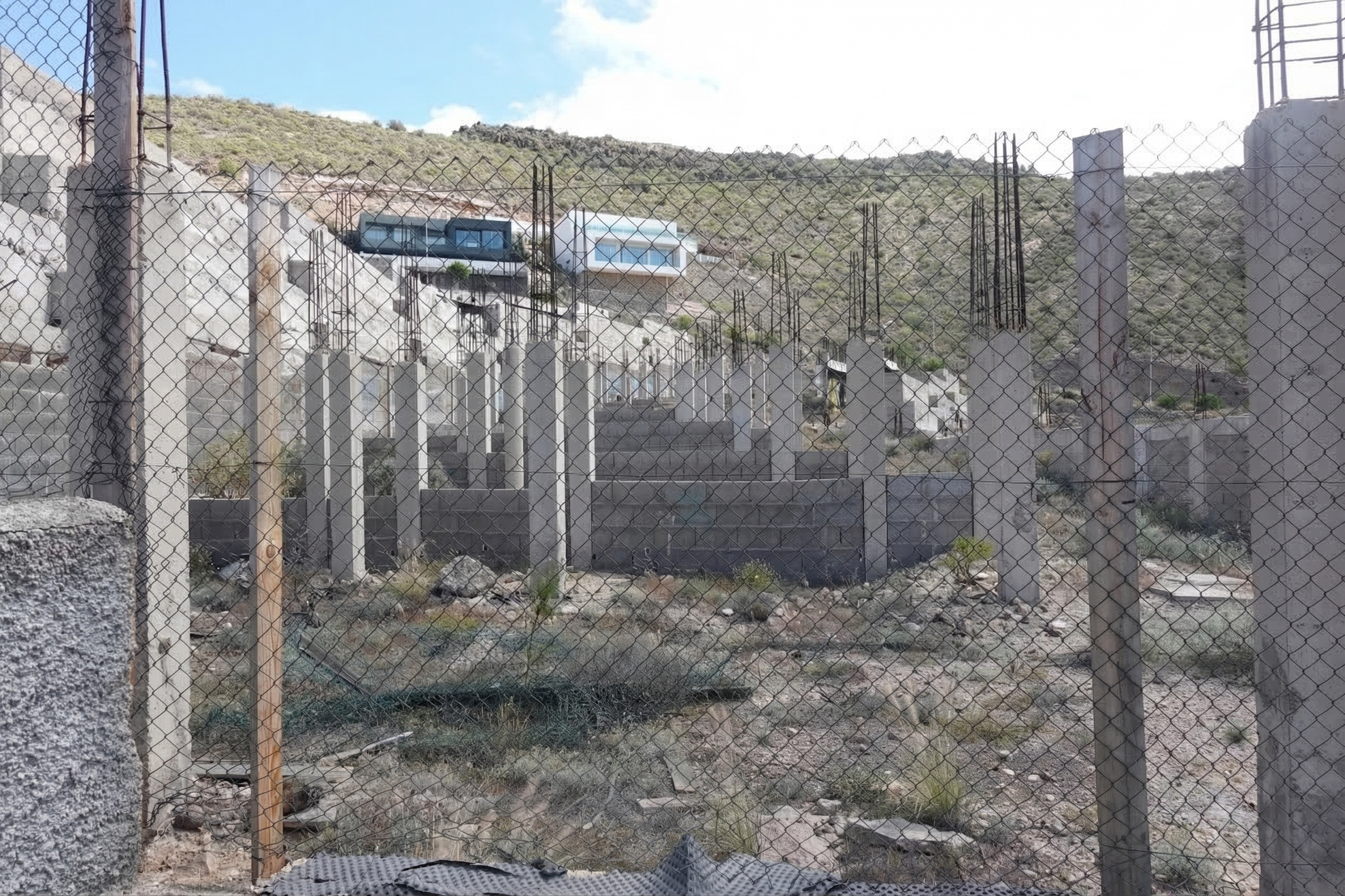 Work stopped for sale in calle Extremadura 19-24