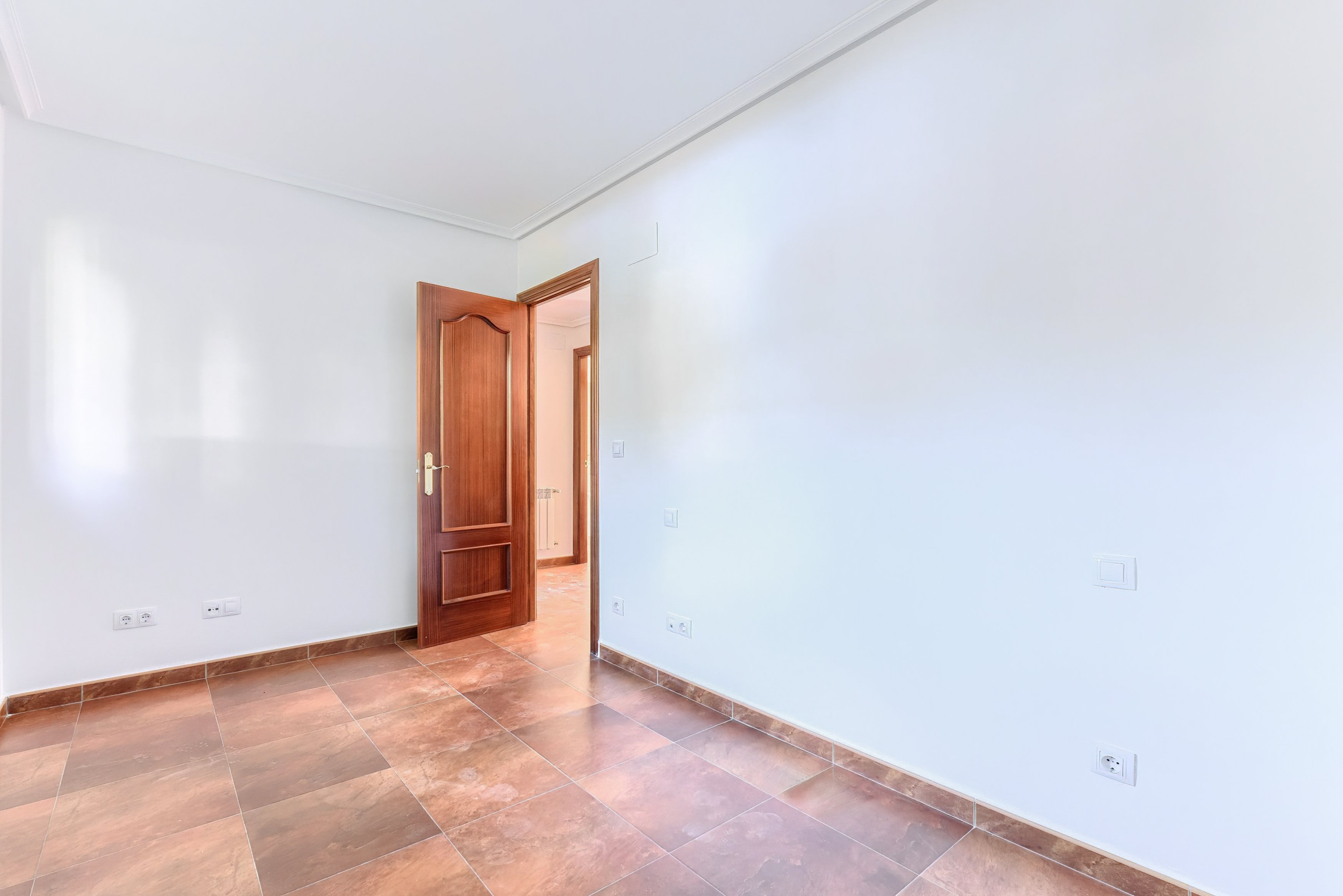 Townhouse for sale in urb Montealegre