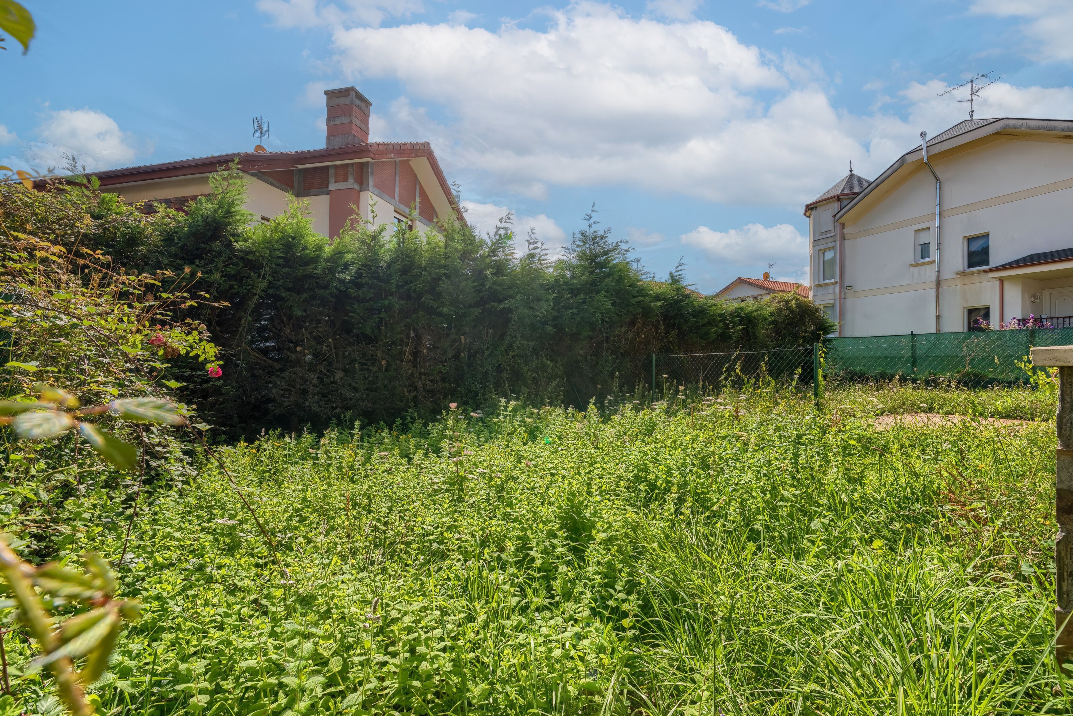 Townhouse for sale in urb Montealegre