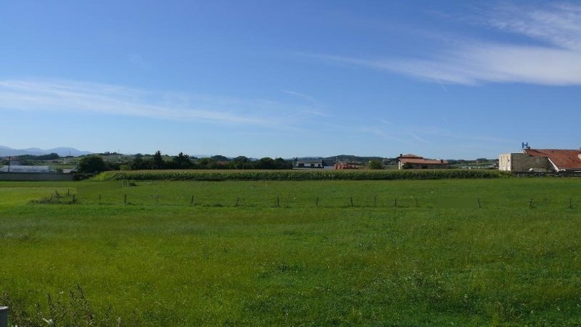 Terreno urbanizable en venta en  Mies de Mompía, Sector 104, Uz2