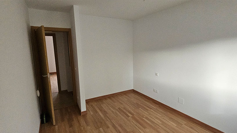 Chalet adosado en venta en calle Sovilla