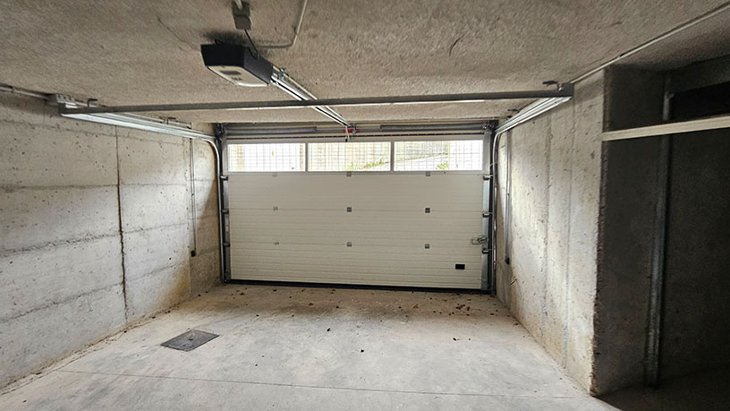 Chalet adosado en venta en calle Sovilla