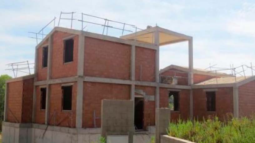 Obra parada en venta en calle Higuericas 13