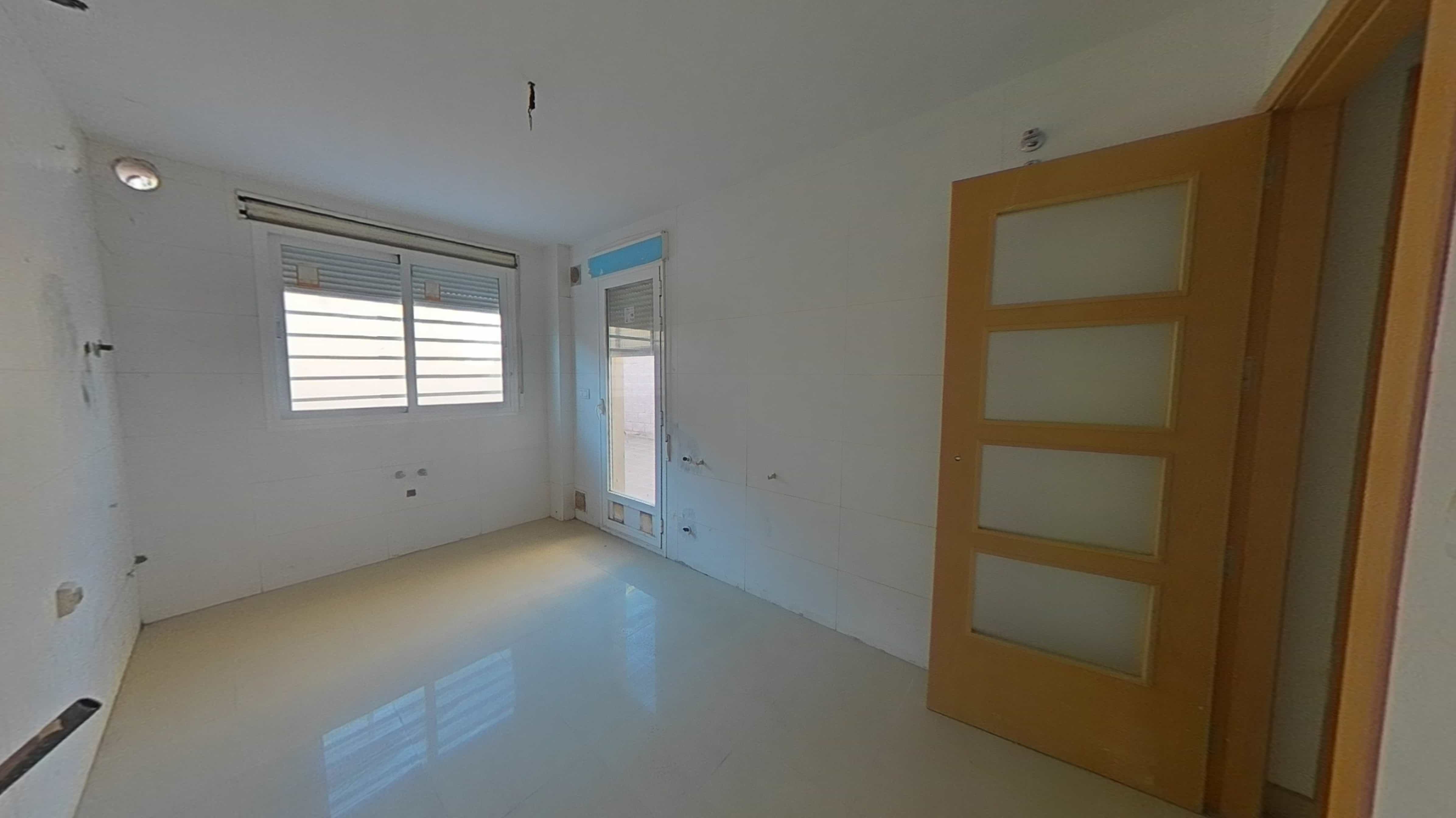 Chalet adosado en venta en calle Mejorana