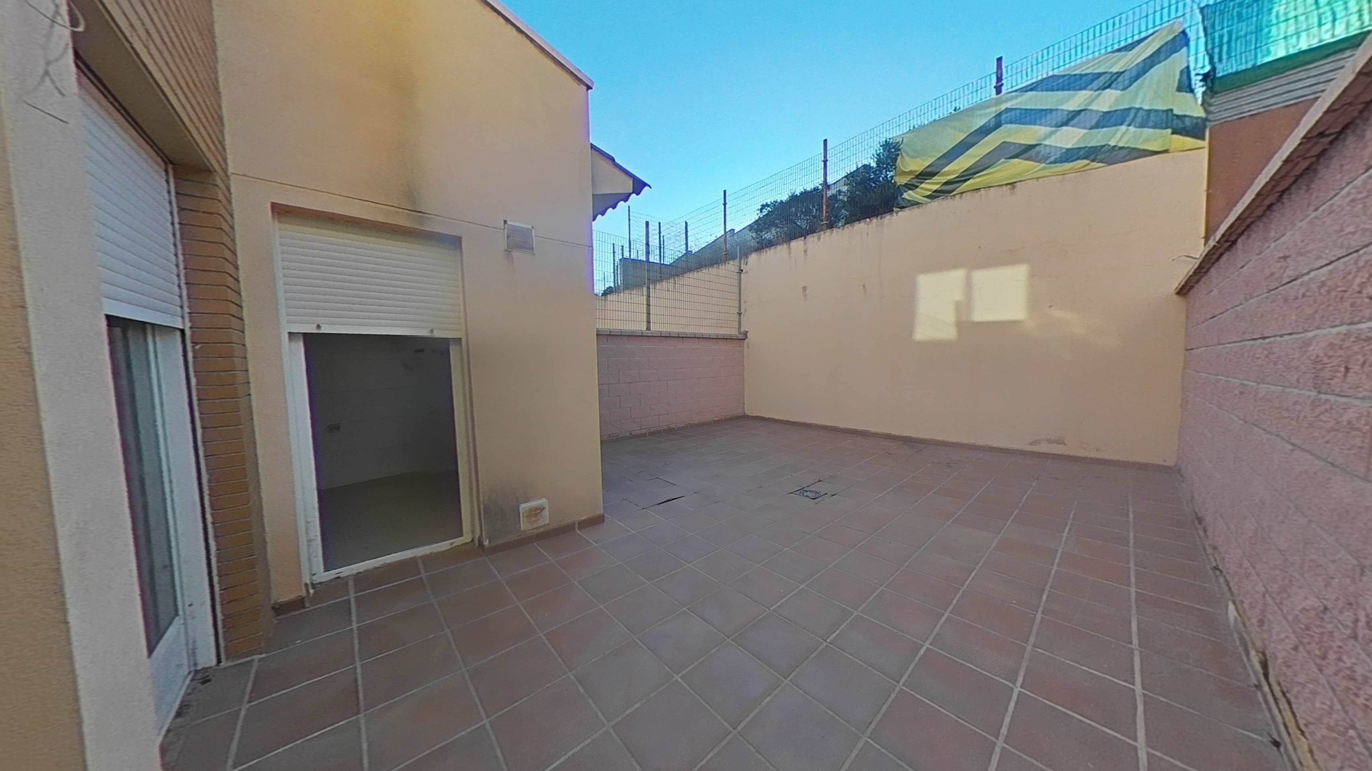 Chalet adosado en venta en calle Mejorana